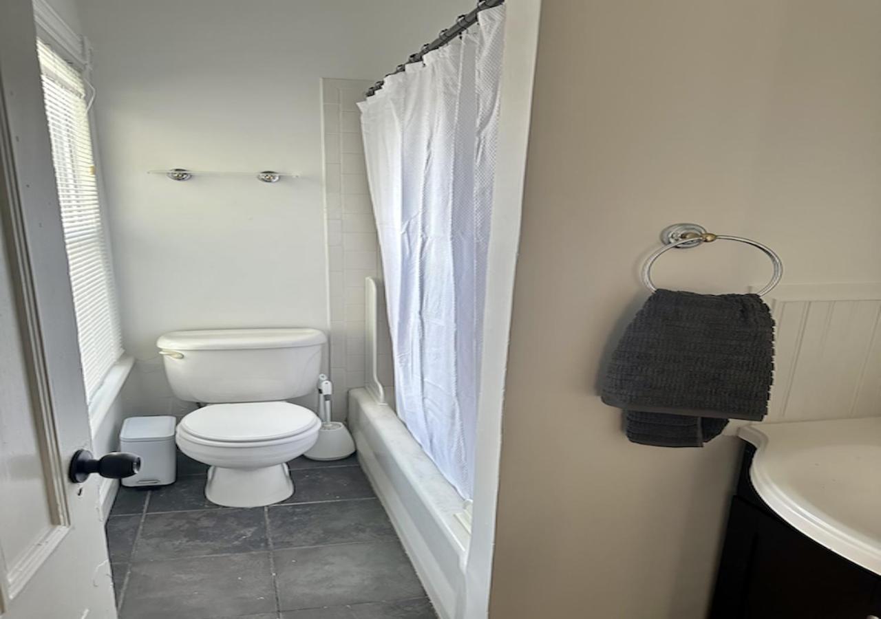 Sweet Escape, 2Br Apt In Beach Community, Only 1 Hr To Nyc! 노워크 외부 사진